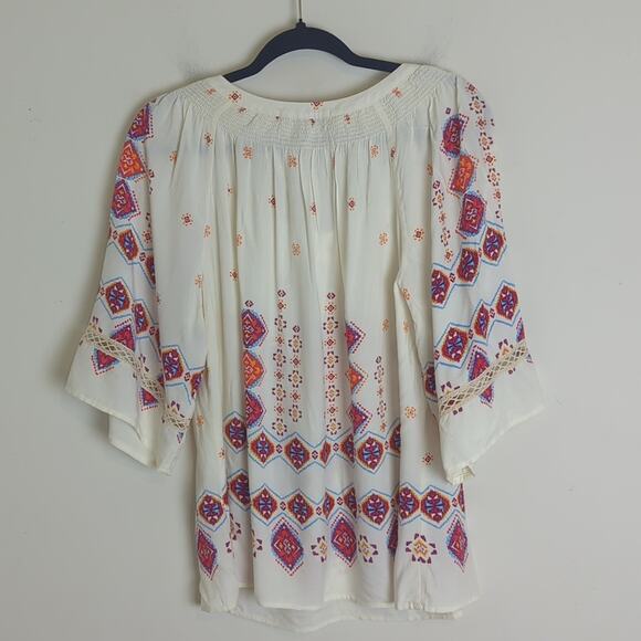 Boho Lightweight Pull Over Top With Crochet Lace Smocked Details Medium - Picture 9 of 10